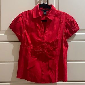 Gorgeous red dress shirt with short sleeves- stretch and structural details